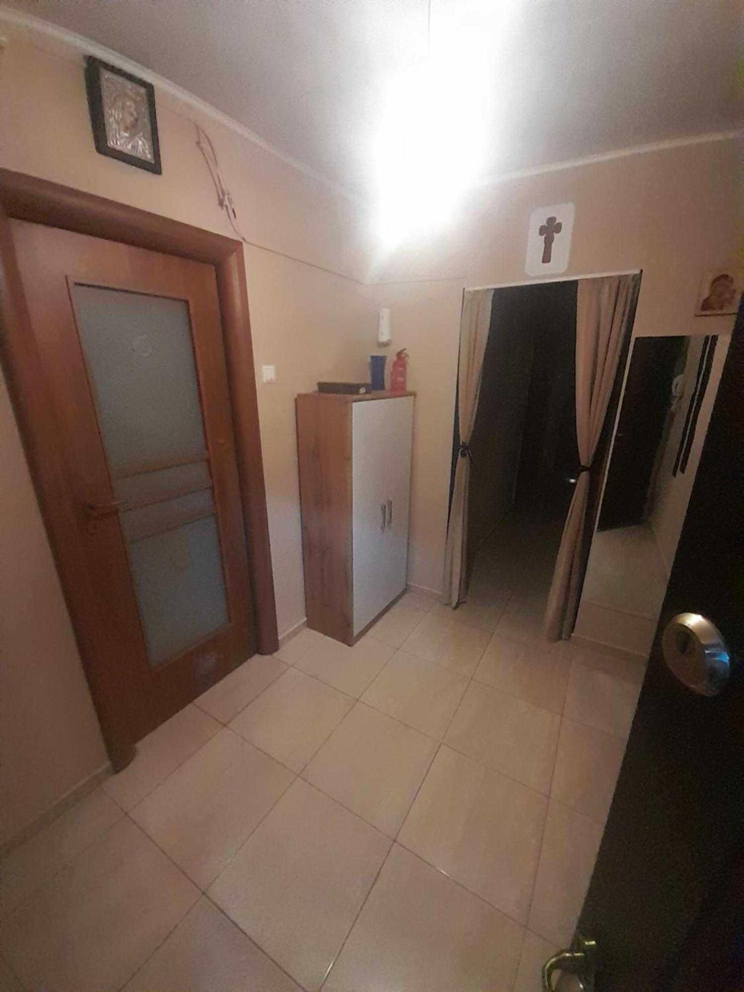 15 Minutes Apartment Bukares Bagian luar foto